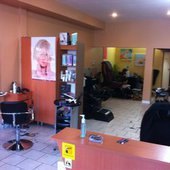 J'adore Dior Hair Studio
